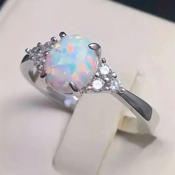 Opal Cubic Zirconia Silver Tone Ring Size Size 8 NWT - Picture 4 of 6